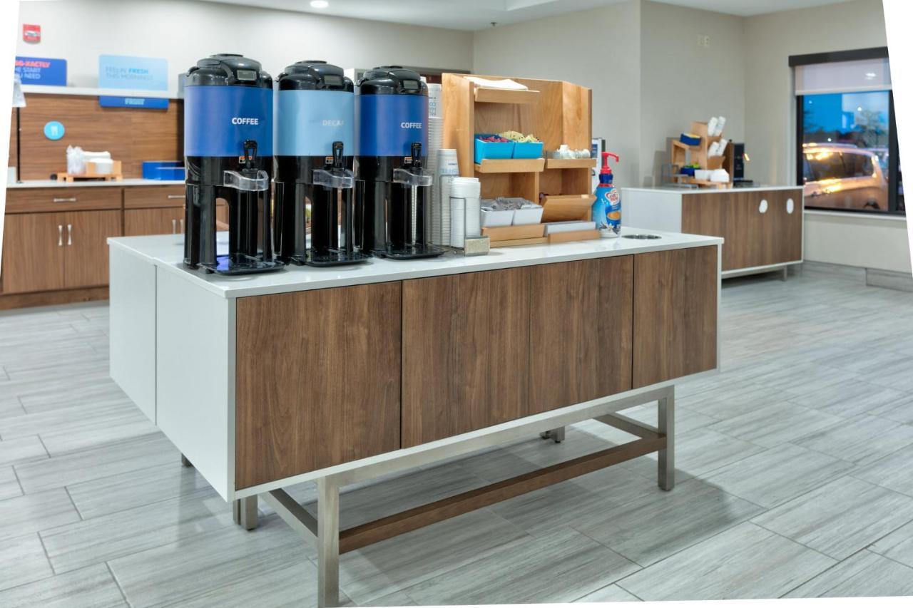 Holiday Inn Express Hotel & Suites Shakopee By Ihg Extérieur photo