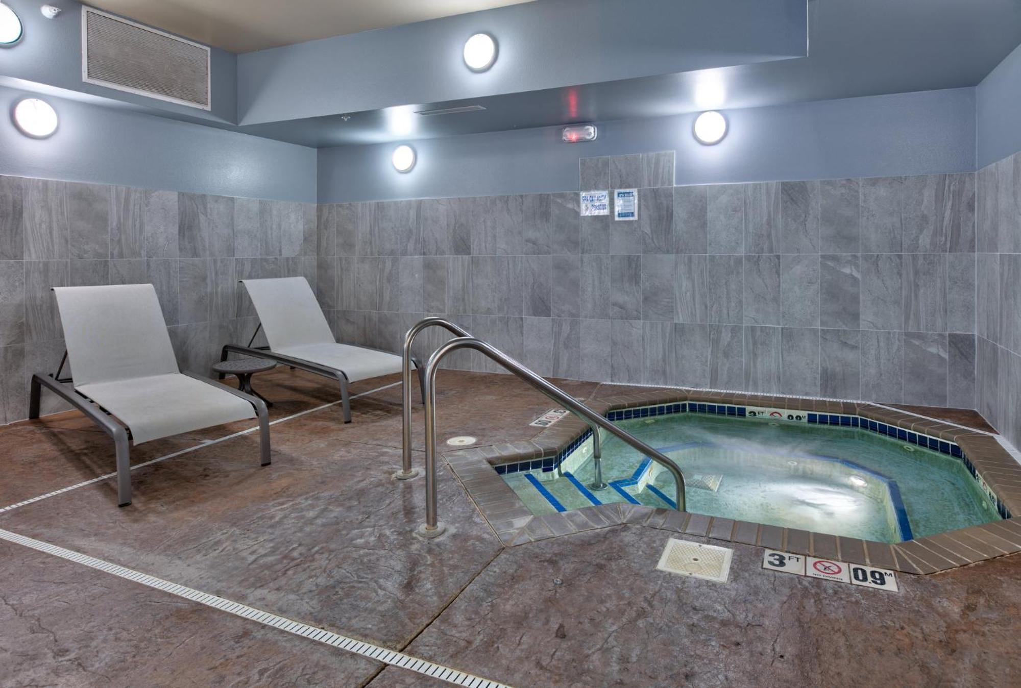 Holiday Inn Express Hotel & Suites Shakopee By Ihg Extérieur photo