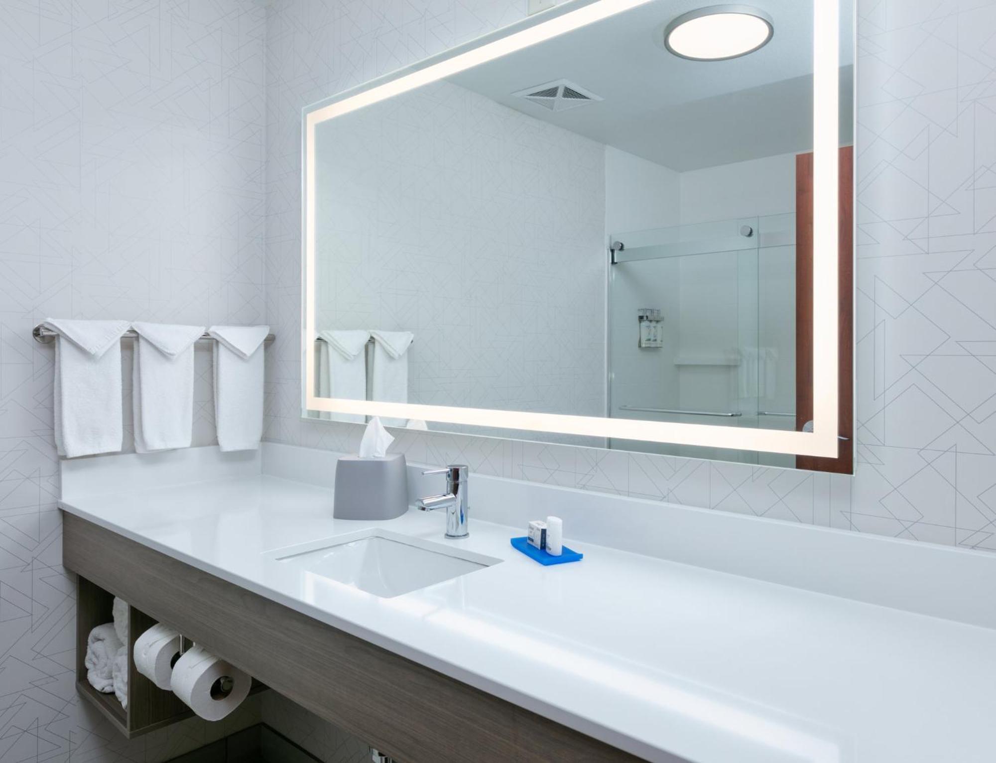 Holiday Inn Express Hotel & Suites Shakopee By Ihg Extérieur photo