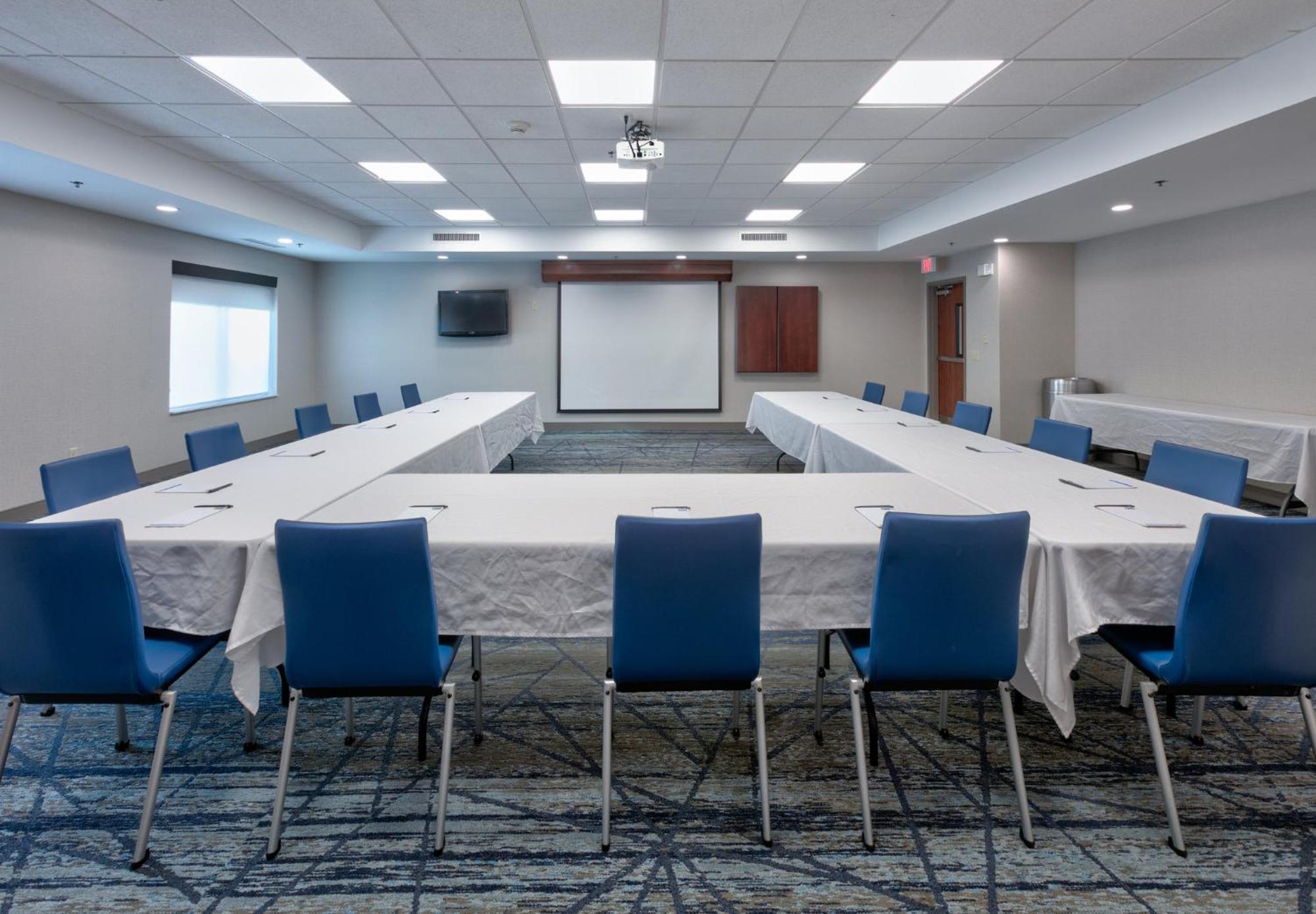 Holiday Inn Express Hotel & Suites Shakopee By Ihg Extérieur photo