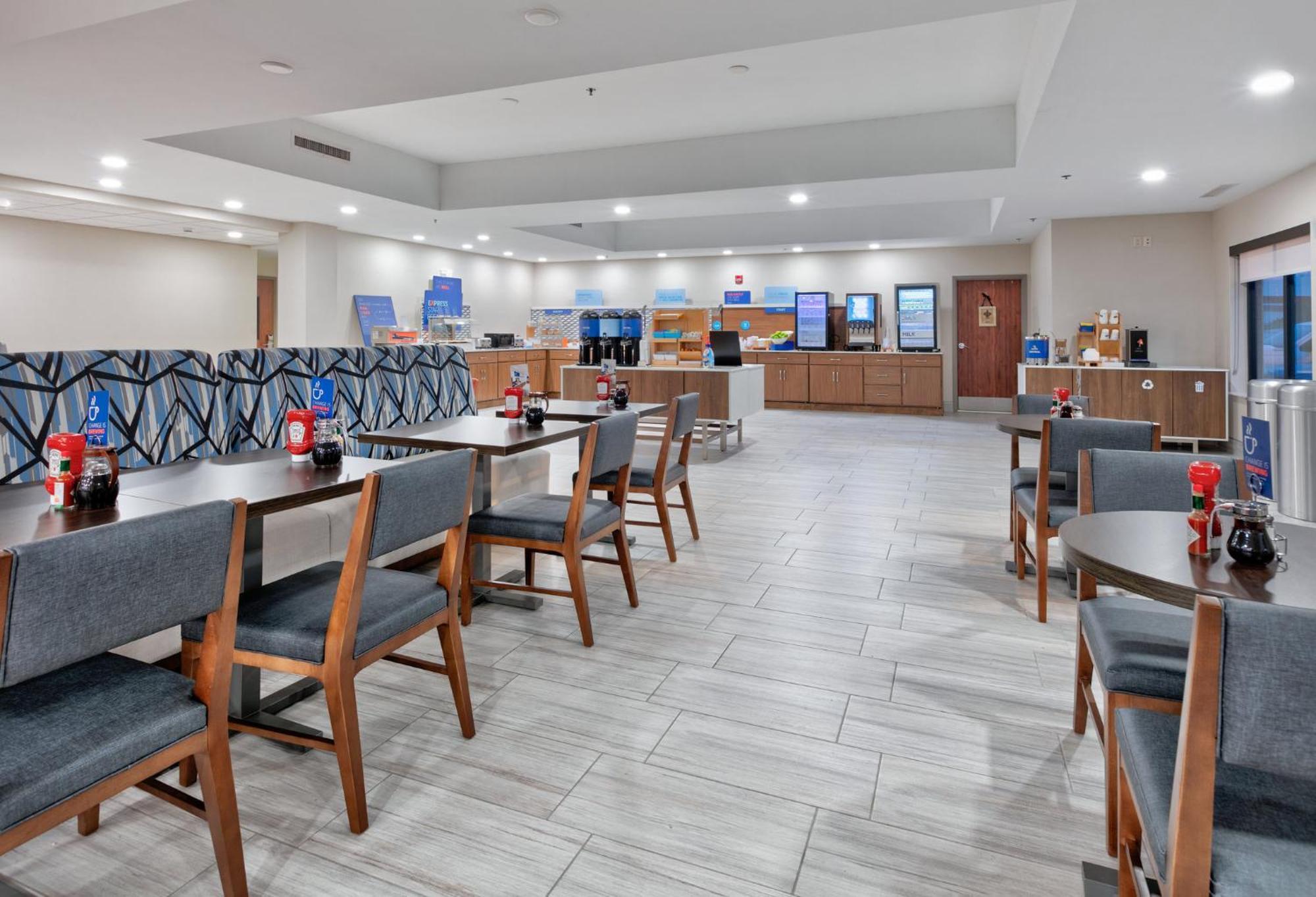 Holiday Inn Express Hotel & Suites Shakopee By Ihg Extérieur photo