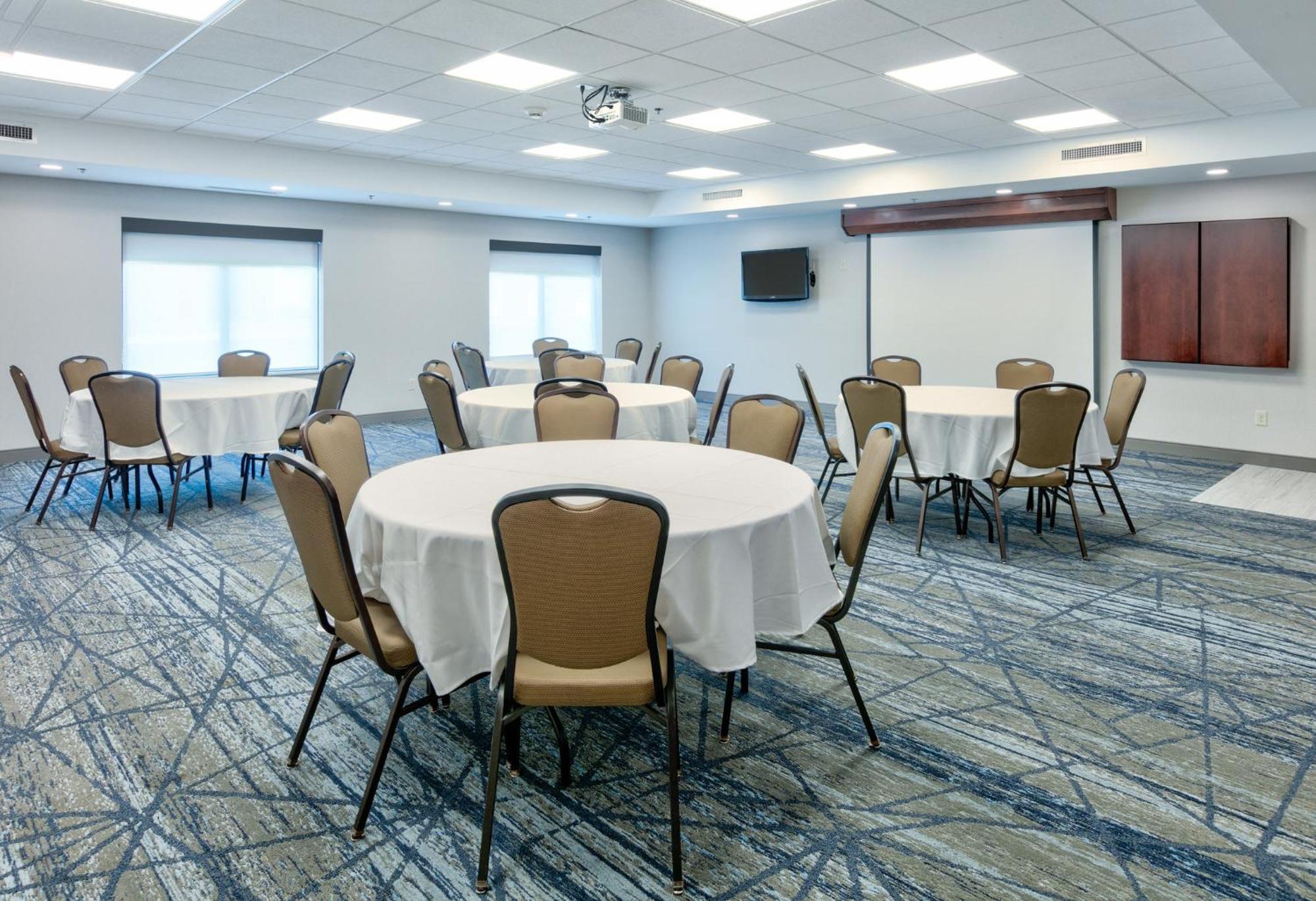 Holiday Inn Express Hotel & Suites Shakopee By Ihg Extérieur photo